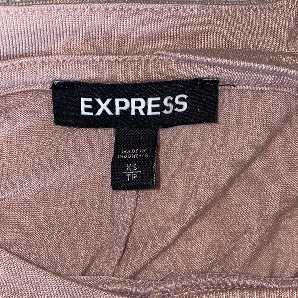 Express Top - Picture 5 of 5